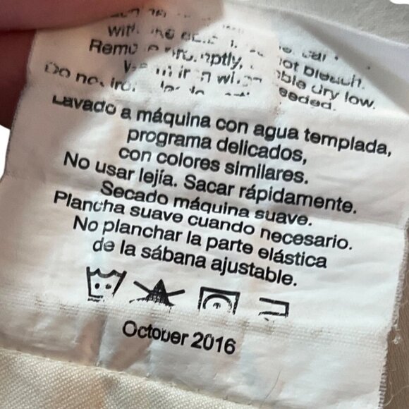 Members Mark 100% Cotton Sateen Striped Queen Flat Sheet 92b - Picture 3 of 4